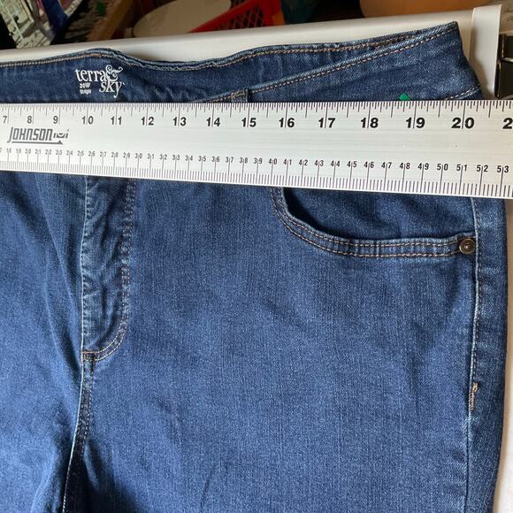 Terra & Sky Women Denim Straight Leg Jeans Size 20W, Blue - Picture 2 of 10
